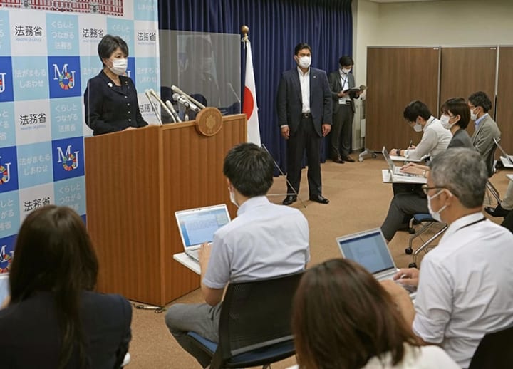 To tackle cyberbullying, Japan eyes tougher prison sentence for insults
