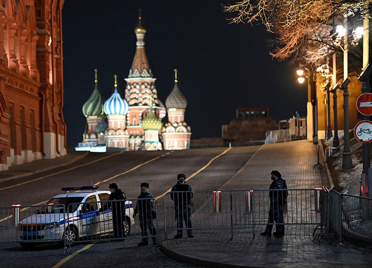 Police officers block access to Red Square during a protest against Russia’s invasion of Ukraine in central Moscow on March 2.