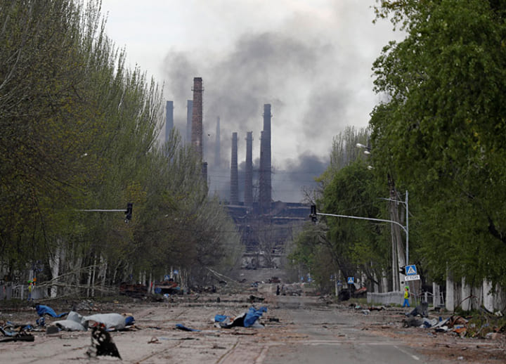 Ukraine: Civilians evacuated from Mariupol as Russia renews shelling of city