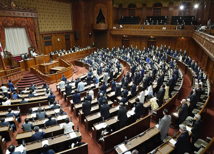 ﻿Upper House passes bill to make online insults punishable by prison time