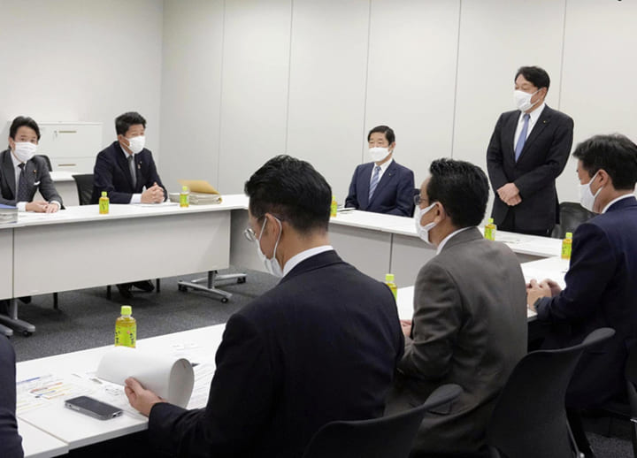 ﻿Japan ruling parties agree on acquiring ‘counterstrike capability’
