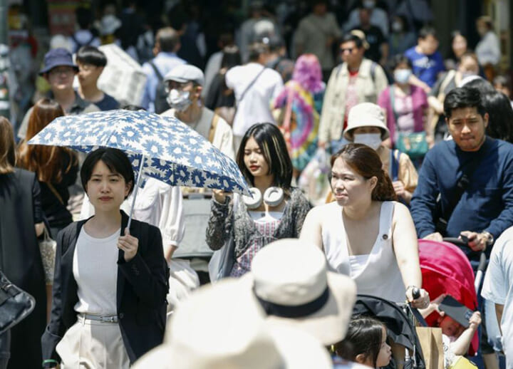 Average temperature in Japan in spring was highest on record, says Met Agency