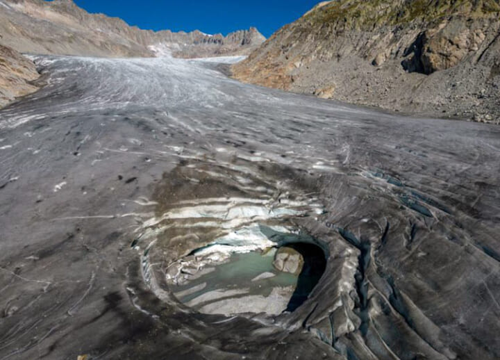 Swiss glaciers lose 10% of volume in worst two years on record, says monitoring body