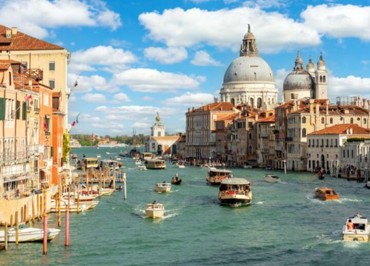 Tickets go on sale for Venice day trippers in trial scheme to prevent overtourism