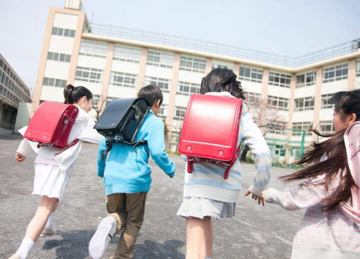 Cake shop worker remains dream job for many Japanese children starting school