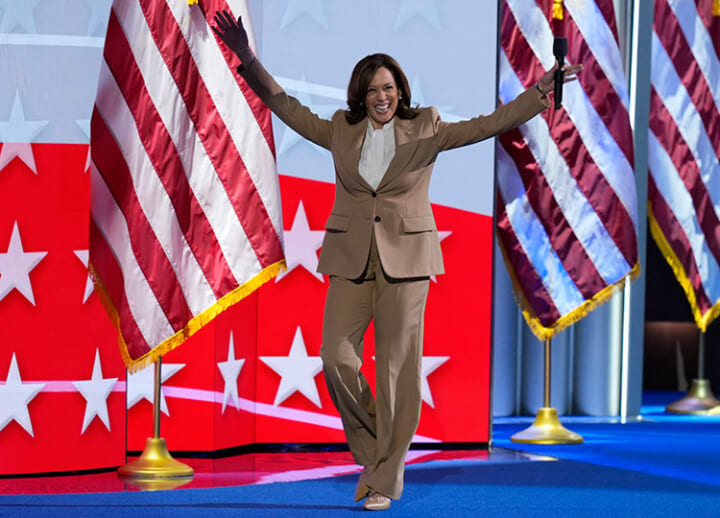 ﻿Democrats honor Biden while pivoting to Harris on first day of convention