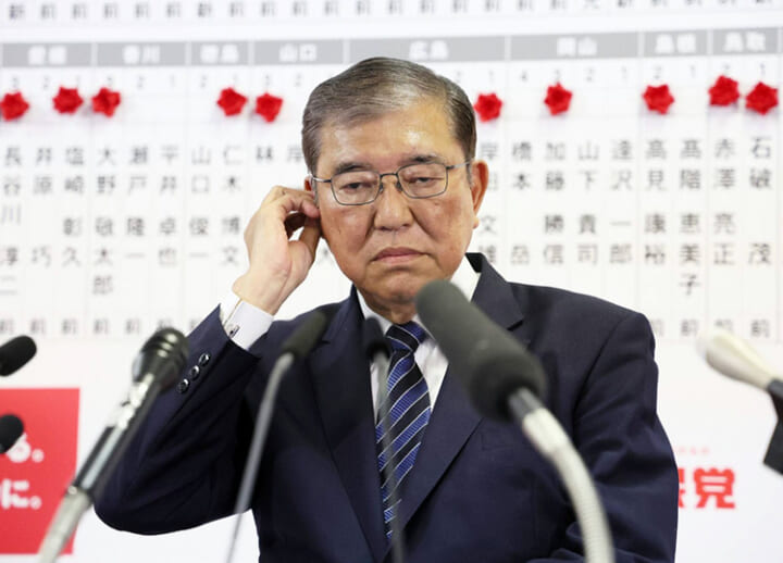 LDP-led coalition loses majority in Lower House